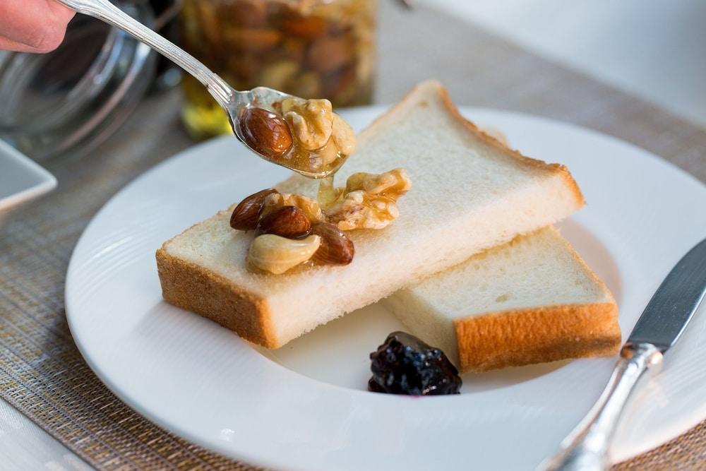 טוקיו Hotel Monterey Lasoeur Ginza מראה חיצוני תמונה